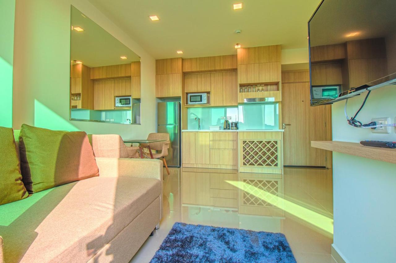 In Garden Tower Pool, Sauna & Gym 1 Km From Walking Street อพาร์ทเม้น Pattaya